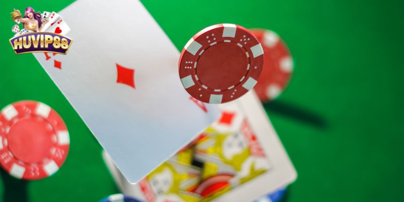 Luật chơi một ván bài cào cơ bản nhất gồm 3 bước Luật chơi một ván bài cào cơ bản nhất gồm 3 bước